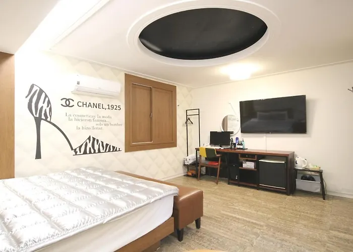 Hotel Hotel E Fashion Busan